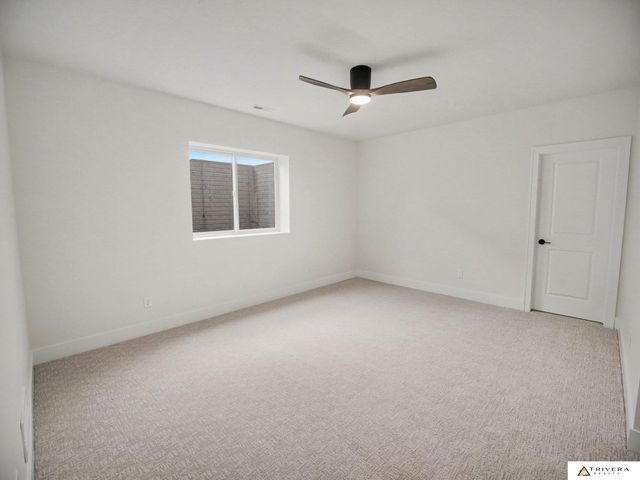 9160 Hillcrest Trail, Lincoln, NE 68520