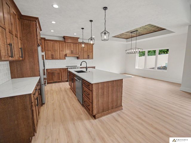 9160 Hillcrest Trail, Lincoln, NE 68520