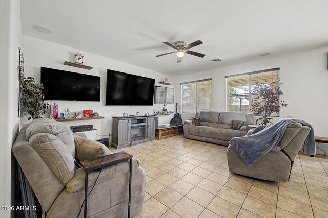 10319 W YUMA Street, Tolleson, AZ 85353