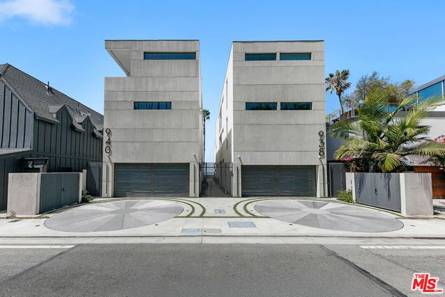 938 - 940 Palisades Beach Road, Santa Monica, CA 90403