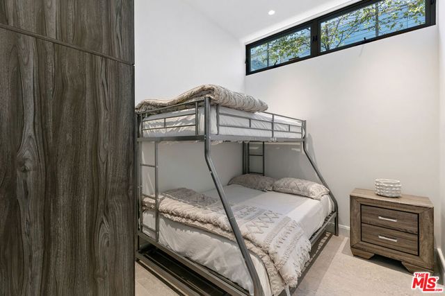 938 - 940 Palisades Beach Road, Santa Monica, CA 90403
