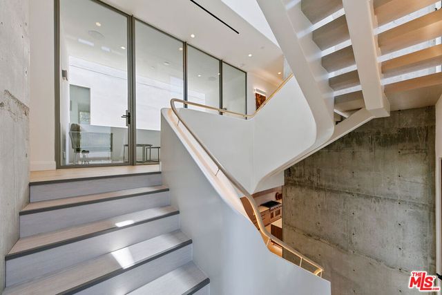938 - 940 Palisades Beach Road, Santa Monica, CA 90403