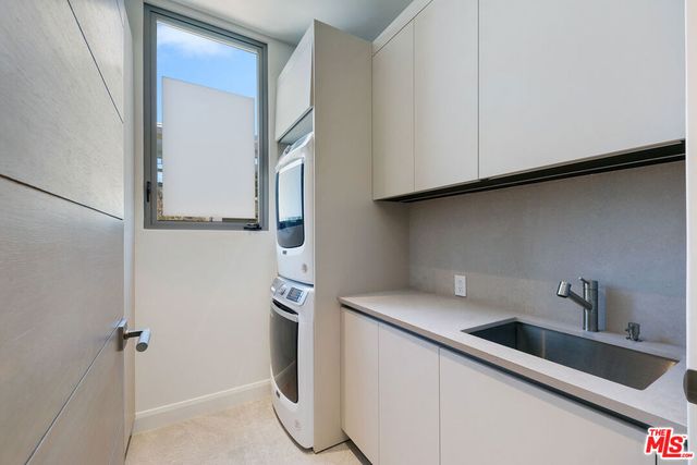 938 - 940 Palisades Beach Road, Santa Monica, CA 90403