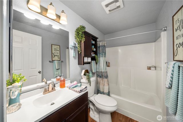 20410 109th Street Ct E, Bonney Lake, WA 98391