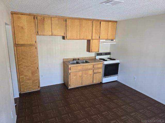 835 Worthington, San Diego, CA 92114
