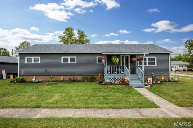 210 Fulton Street, Gillespie, IL 62033