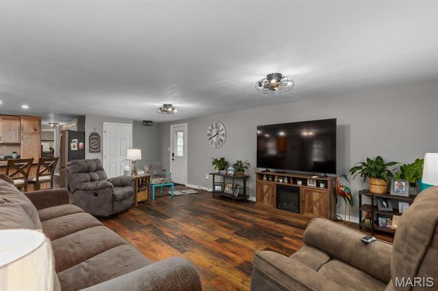 210 Fulton Street, Gillespie, IL 62033