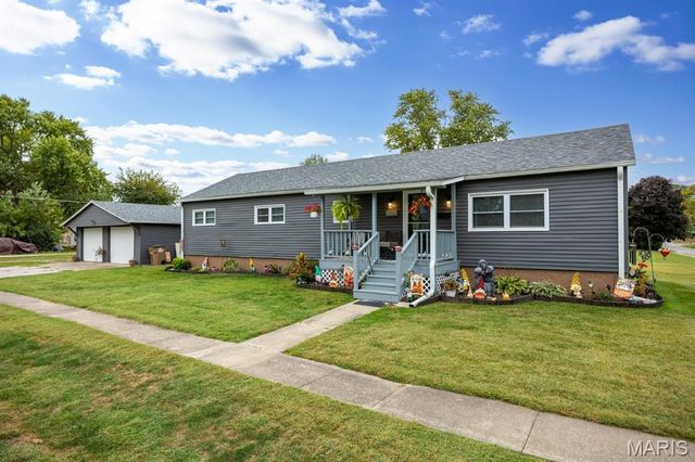 210 Fulton Street, Gillespie, IL 62033