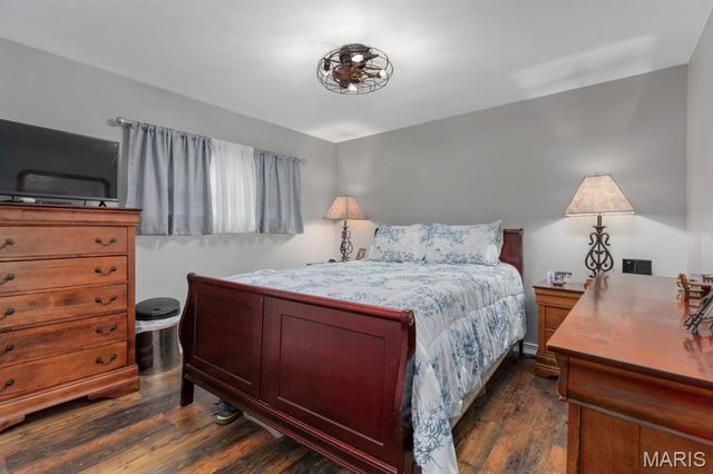 210 Fulton Street, Gillespie, IL 62033