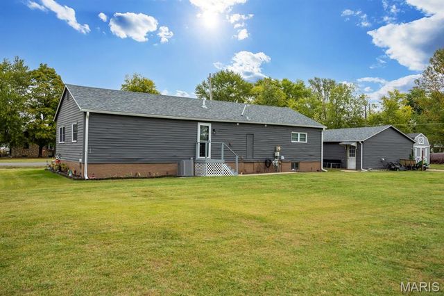 210 Fulton Street, Gillespie, IL 62033