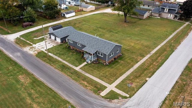 210 Fulton Street, Gillespie, IL 62033