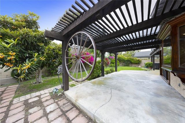 8851 Satterfield, Huntington Beach, CA 92646