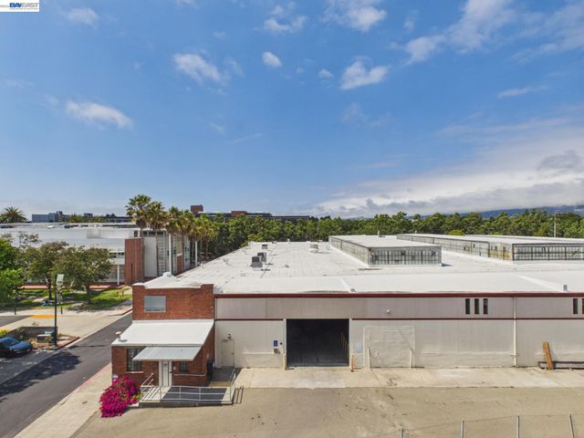 4053 Harlan St 315, Emeryville, CA 94608