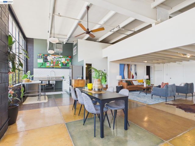 4053 Harlan St 315, Emeryville, CA 94608