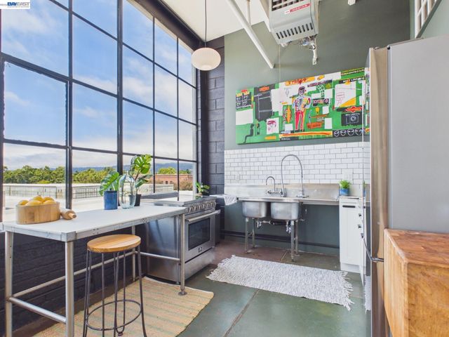 4053 Harlan St 315, Emeryville, CA 94608