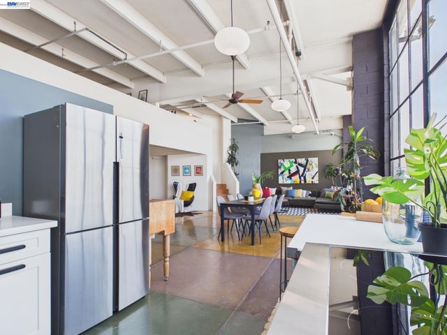 4053 Harlan St 315, Emeryville, CA 94608