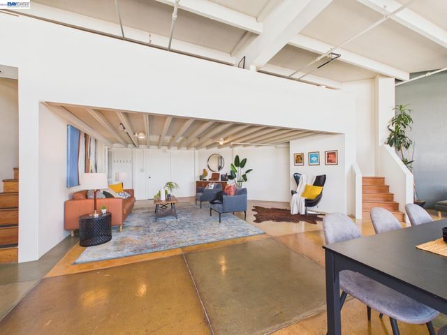 4053 Harlan St 315, Emeryville, CA 94608