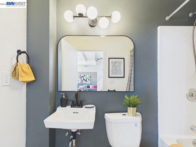 4053 Harlan St 315, Emeryville, CA 94608