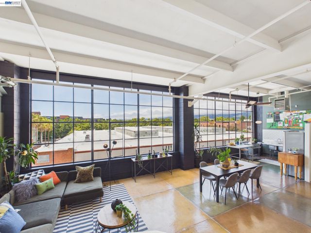 4053 Harlan St 315, Emeryville, CA 94608