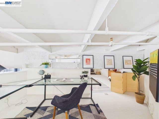 4053 Harlan St 315, Emeryville, CA 94608