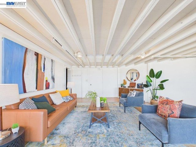 4053 Harlan St 315, Emeryville, CA 94608
