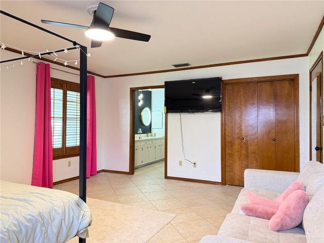 131 E Hibiscus Avenue, Mcallen, TX 78501