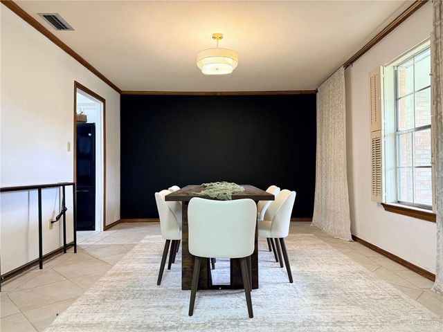 131 E Hibiscus Avenue, Mcallen, TX 78501