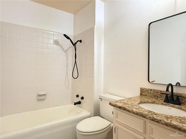 131 E Hibiscus Avenue, Mcallen, TX 78501