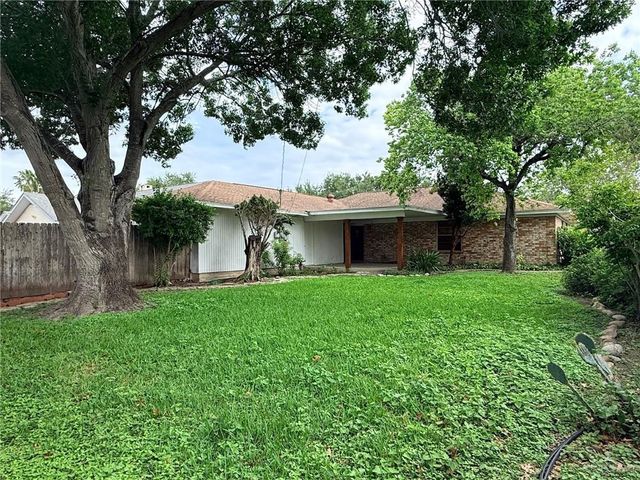 131 E Hibiscus Avenue, Mcallen, TX 78501