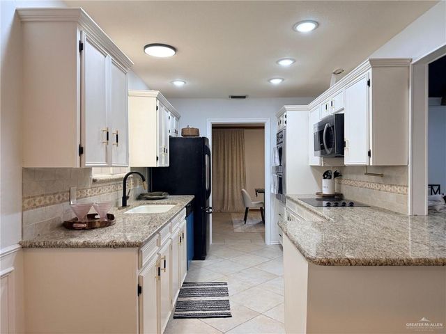 131 E Hibiscus Avenue, Mcallen, TX 78501