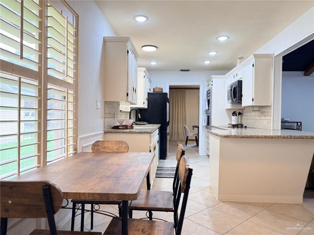 131 E Hibiscus Avenue, Mcallen, TX 78501