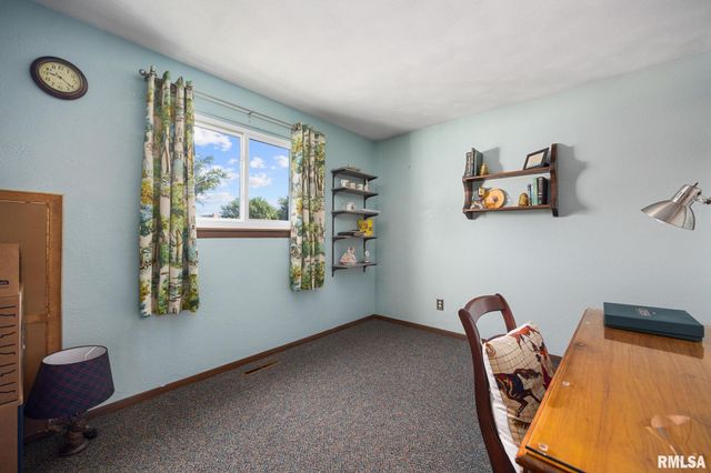 401 N OHIO Avenue, Morton, IL 61550