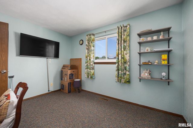 401 N OHIO Avenue, Morton, IL 61550
