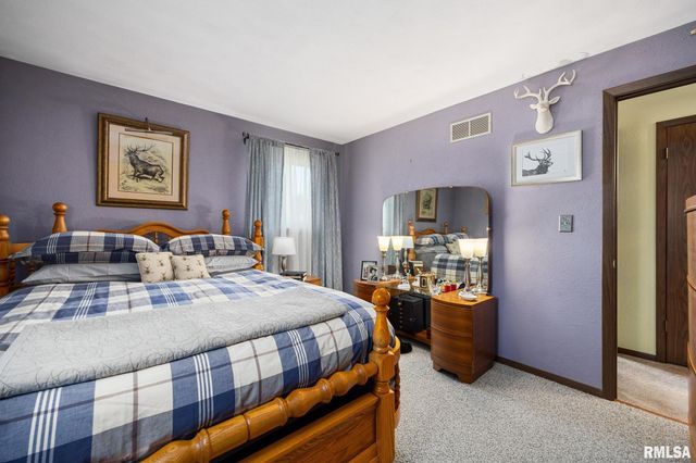 401 N OHIO Avenue, Morton, IL 61550