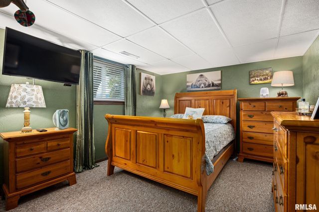 401 N OHIO Avenue, Morton, IL 61550
