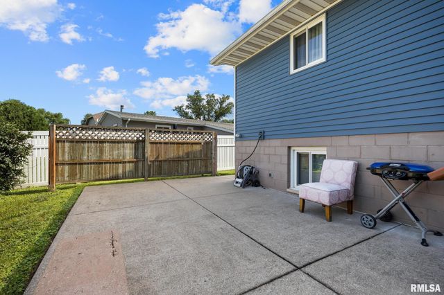 401 N OHIO Avenue, Morton, IL 61550