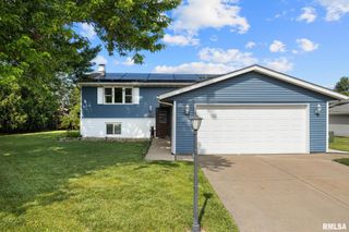 401 N OHIO Avenue, Morton, IL 61550