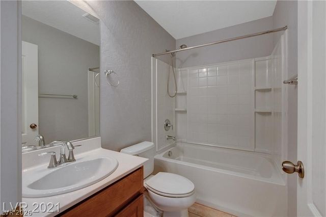 10429 Scotch Elm Avenue, Las Vegas, NV 89166