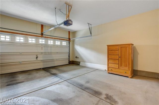 10429 Scotch Elm Avenue, Las Vegas, NV 89166