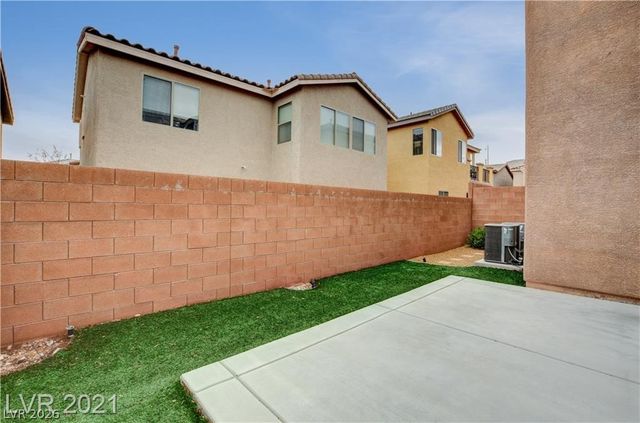 10429 Scotch Elm Avenue, Las Vegas, NV 89166