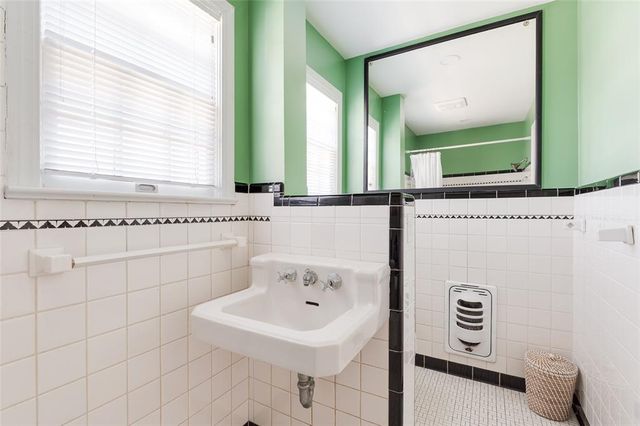 209 NW 35th Street, Oklahoma City, OK 73118