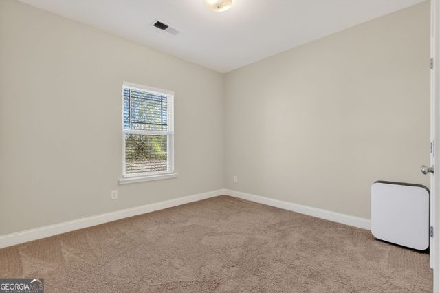 105 Garnet Lane, Griffin, GA 30224