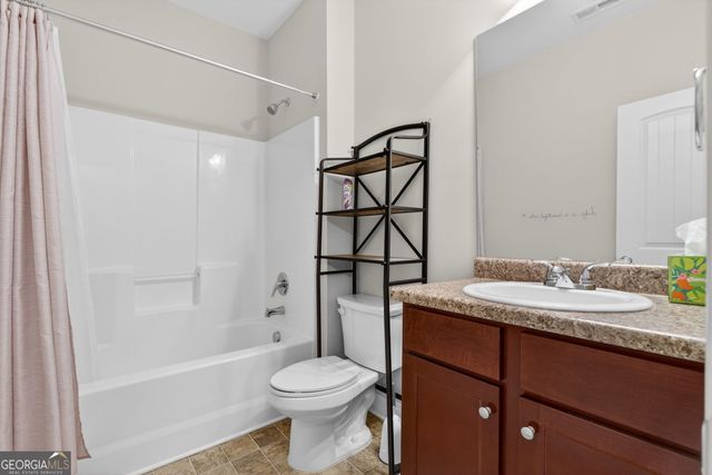 105 Garnet Lane, Griffin, GA 30224