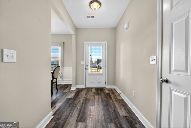 105 Garnet Lane, Griffin, GA 30224