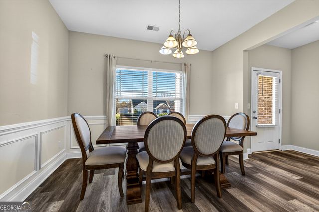 105 Garnet Lane, Griffin, GA 30224