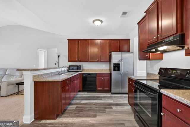 105 Garnet Lane, Griffin, GA 30224