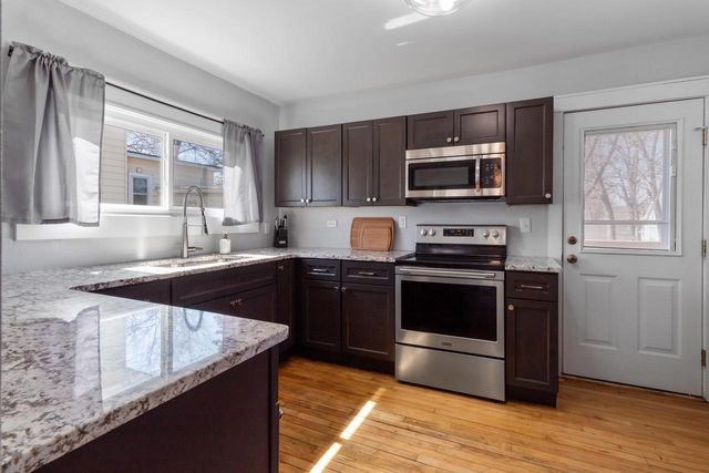 321 Clarence Street, Fort Atkinson, WI 53538