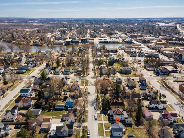 321 Clarence Street, Fort Atkinson, WI 53538