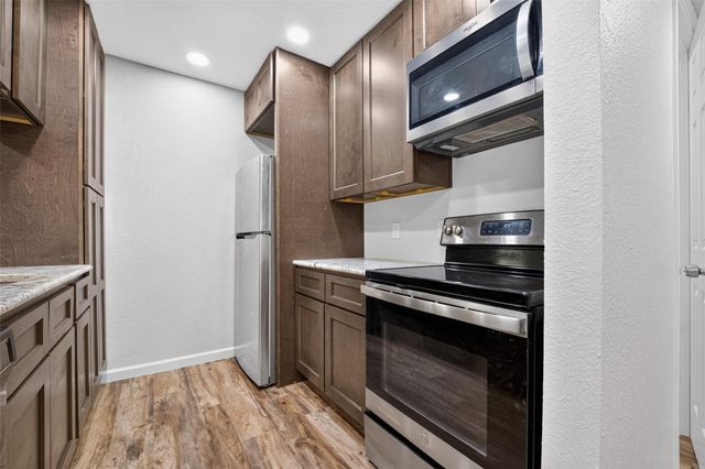 1516 Bay Area Boulevard S15, Houston, TX 77598