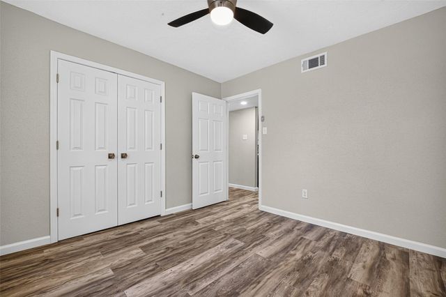 1516 Bay Area Boulevard S15, Houston, TX 77598